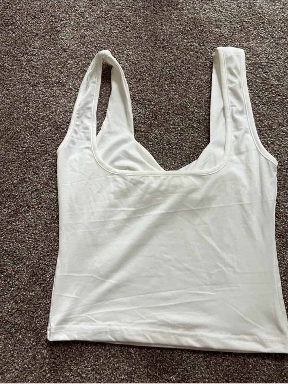 White Ruched Crop Tank - Picture 4 of 5